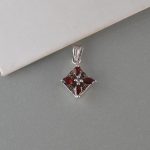 Privezak cvet granat sa markazitom - 0139