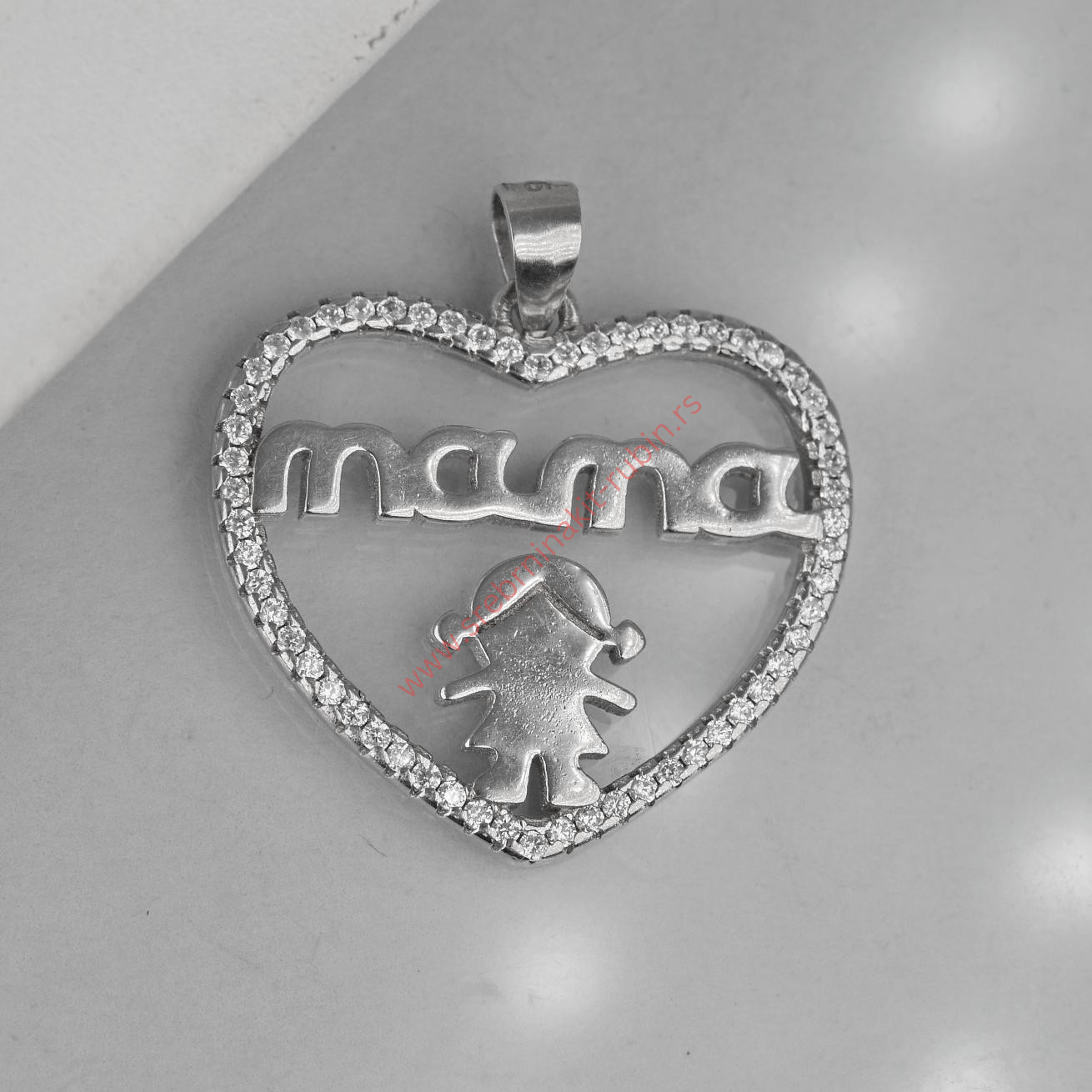 Privezak mama sa cirkonima Privezak srce sa cirkonima i natpisom mama - 0502 - Slika 1