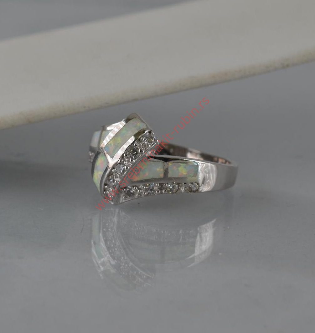 Prsten beli opal sa cirkonima Prsten beli opal sa cirkonima - 0929 - Slika 1
