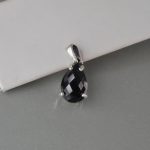 Privezak oniks patiniran  - 1271