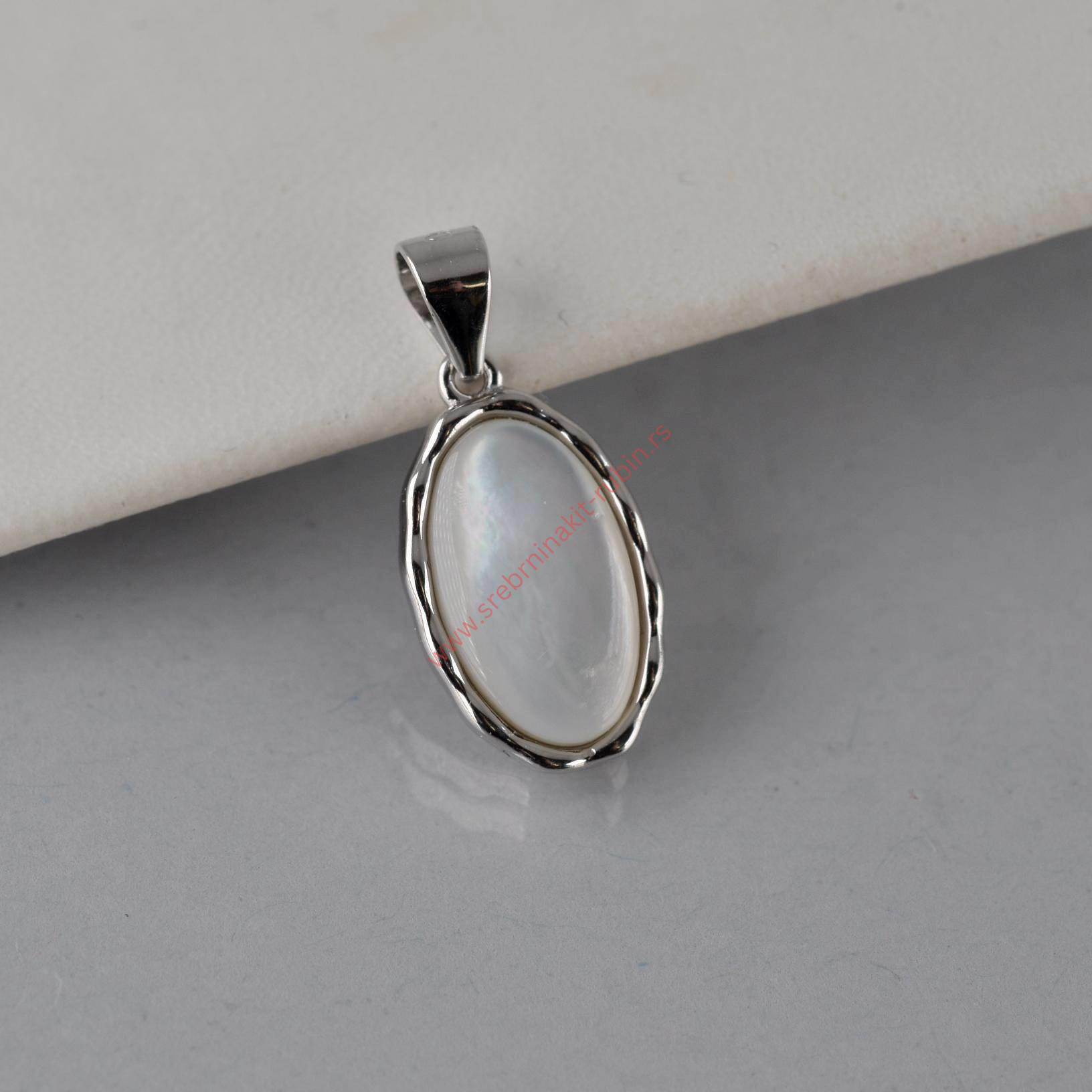 Privezak sedef ovalni Privezak sedef ovalni - 0897 - Slika 1